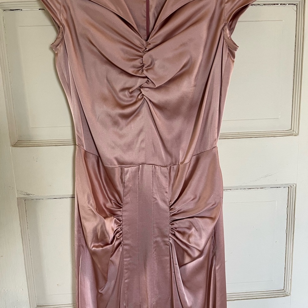 Louis Verdad Elegant Pink Satin Dress-